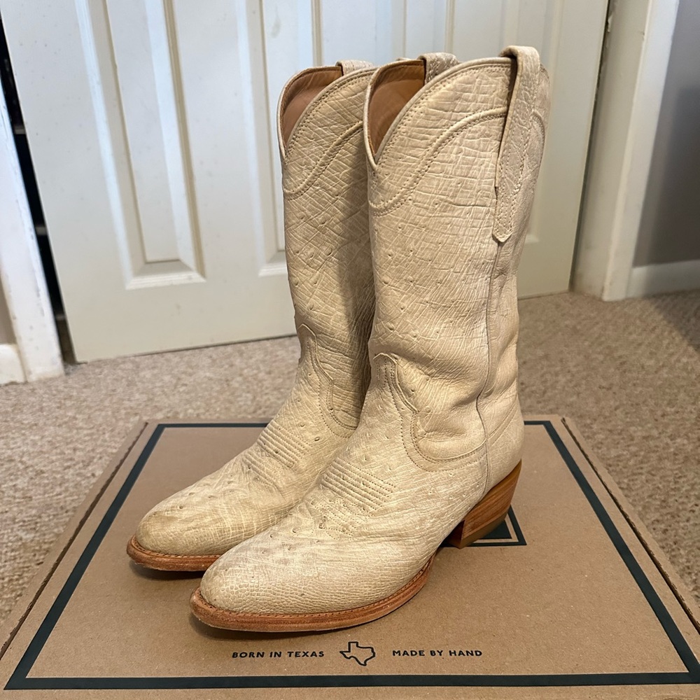 Limited edition Tecovas boots size 9